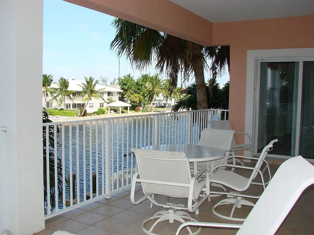 Britannia Villas Seven Mile Beach Isole Cayman