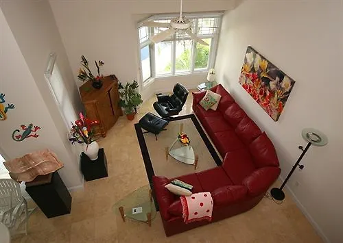 ホテル Britannia Villas Seven Mile Beach ケイマン諸島